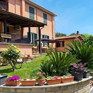 Il Casale Nel Parco Bed & Breakfast